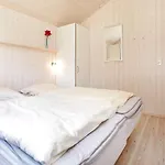 Retreat With Indoor Hot Tub Großenbrode